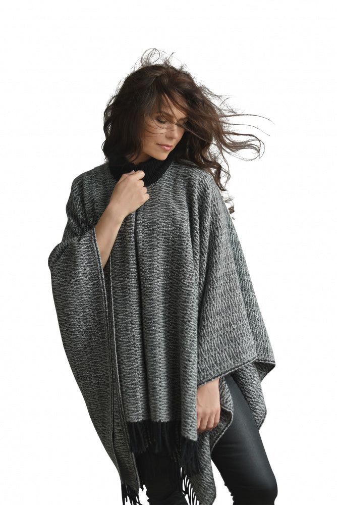 Heidrun Poncho Cape