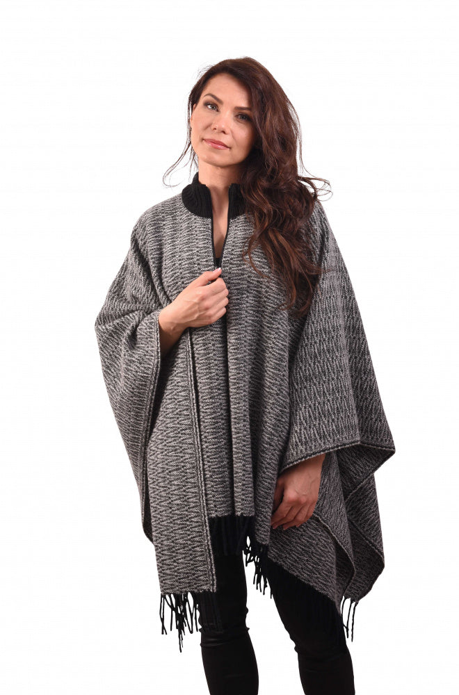 Heidrun Poncho Cape