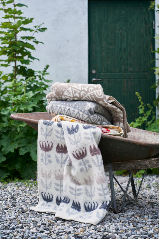 Tulip Woven Wool Throw - Soft Greys