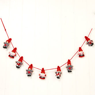 Boy+Girl+Santa Pixies Garland